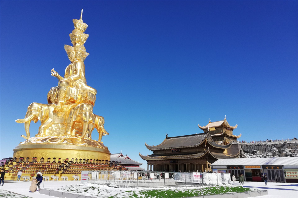 峨眉山怎么玩景点攻略视频,峨眉山旅游攻略超详细