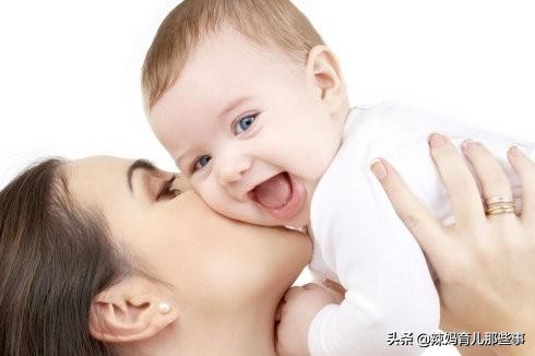 小孩发热是家长的错误做法,孩子发烧不用慌记住这七点