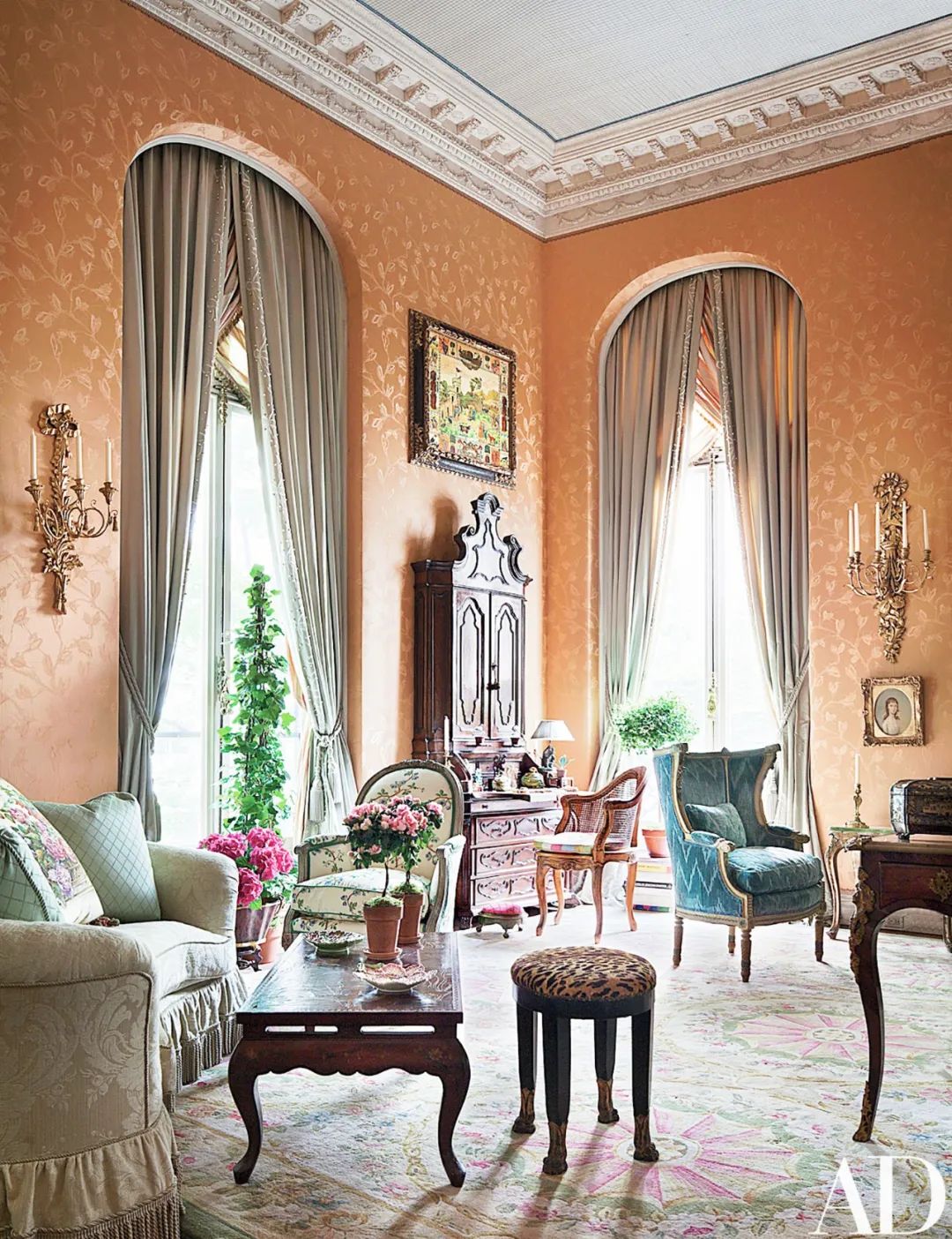 流行少女心豪宅 (歌坛天后豪宅在哪里)