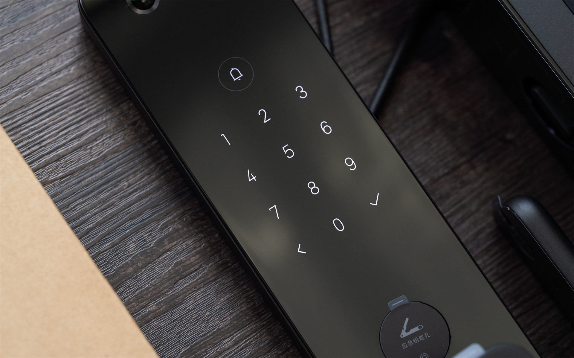 该不该用智能门锁,小米智能门锁pro门锁换电池