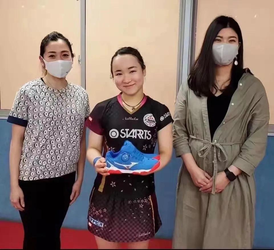 乒乓球鞋最好的是哪款,比较好的乒乓球球鞋