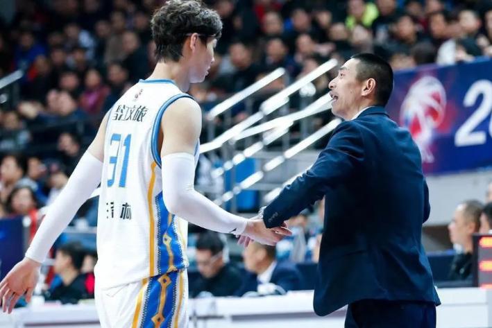 福建男篮王哲林选秀,王哲林力邀陈林坚加盟