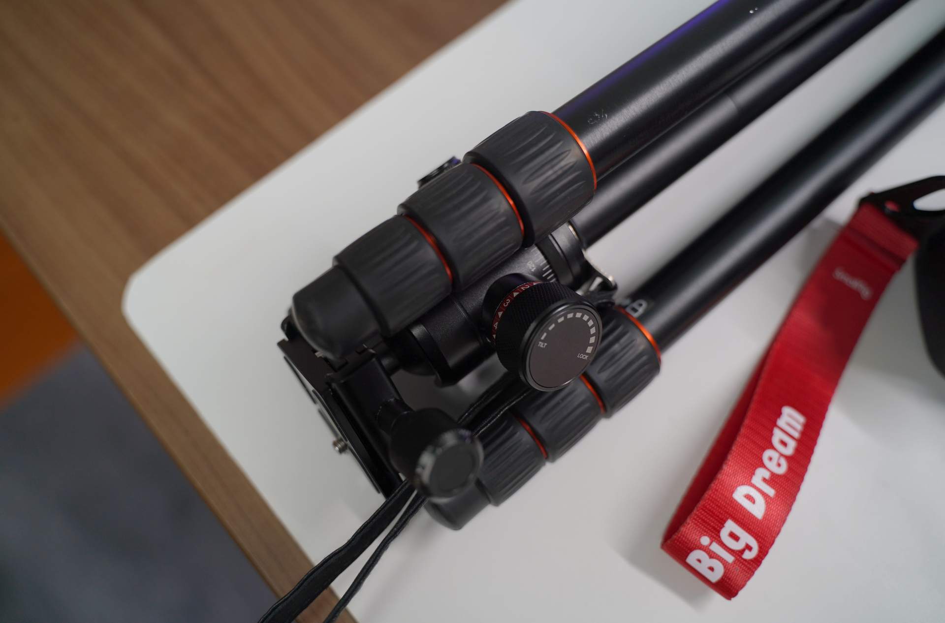 入门3脚架,7个实用的三脚架使用技巧