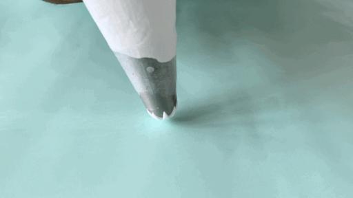 动物奶油裱花基础知识和手法,巧克力蛋糕裱花基础手法