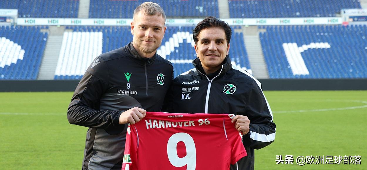 16岁加盟英超,16岁加盟曼城