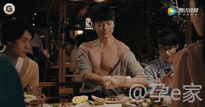 生孩子为什么盖被子,生孩子为什么要垫球