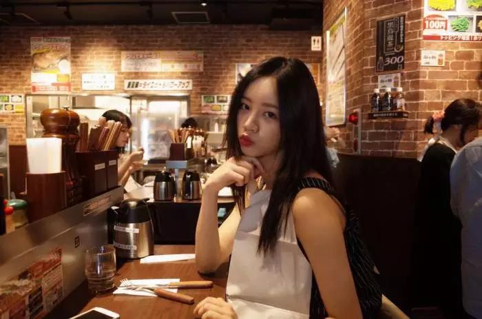 脸大的女生适合什么发型短发,大饼脸短发好打理有气场的发型