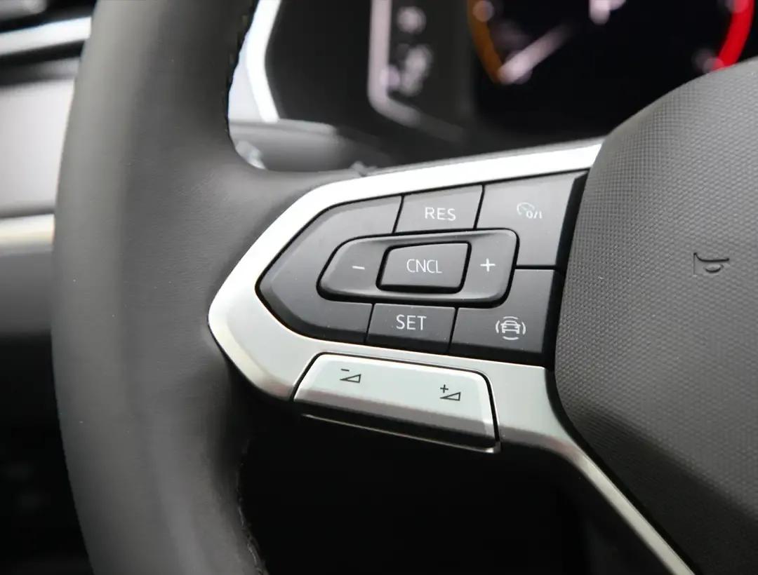 天籁与迈腾哪个质量好,红旗和迈腾哪个质量好