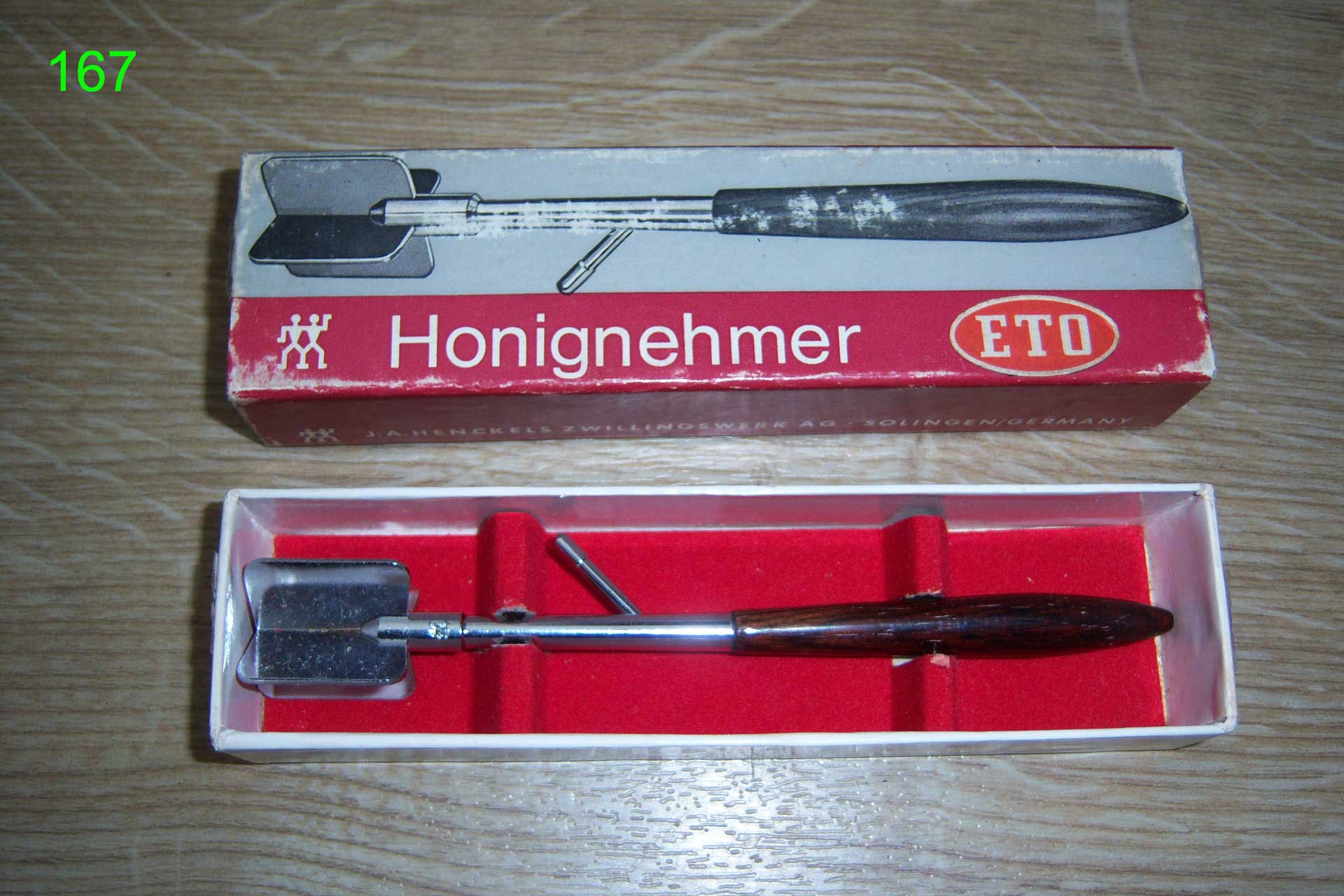 厨房餐桌上的世纪回眸：个人收藏双立人古物目录Season17