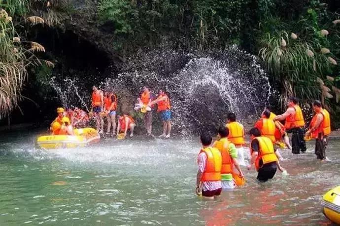 去清远漂流视频,去清远漂流哪个比较好玩