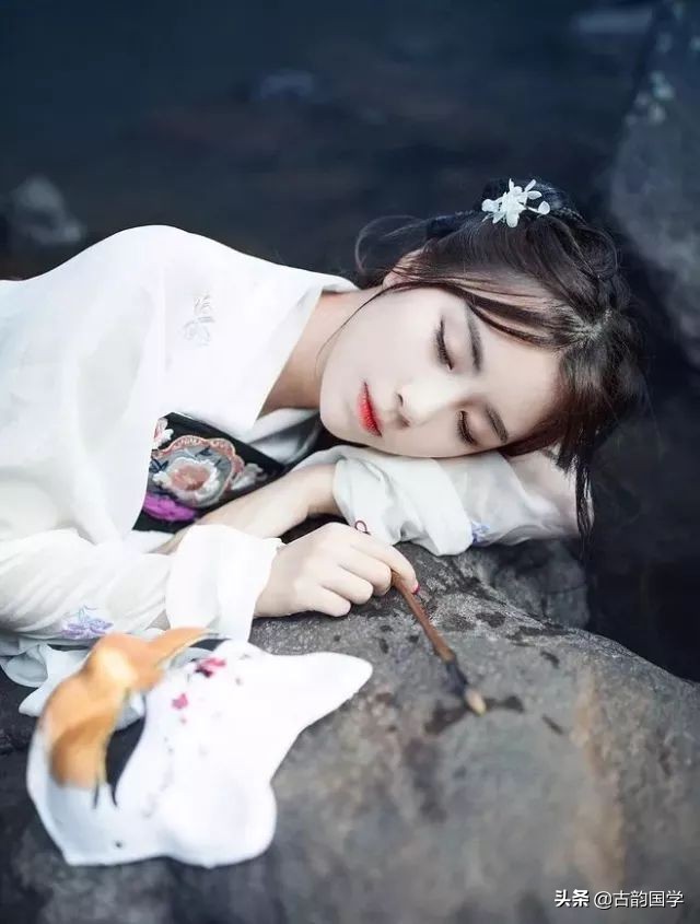 写诗常用平仄词,写诗平仄常用的一些字