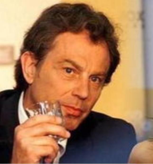 野心家邓文迪完整版,邓文迪前夫默多克家产