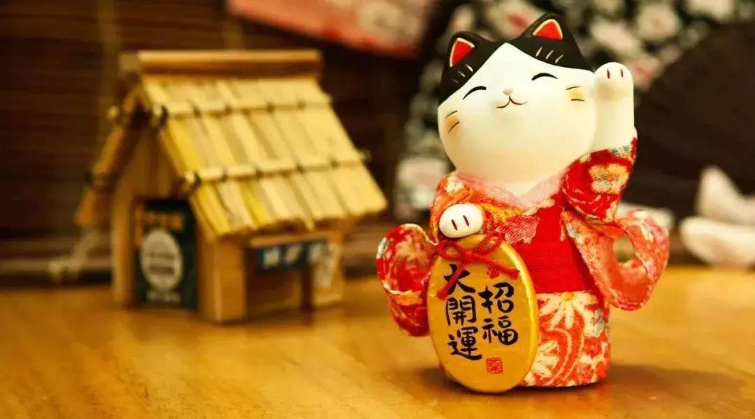 彩票店招财猫图片大全,招财猫中奖彩票