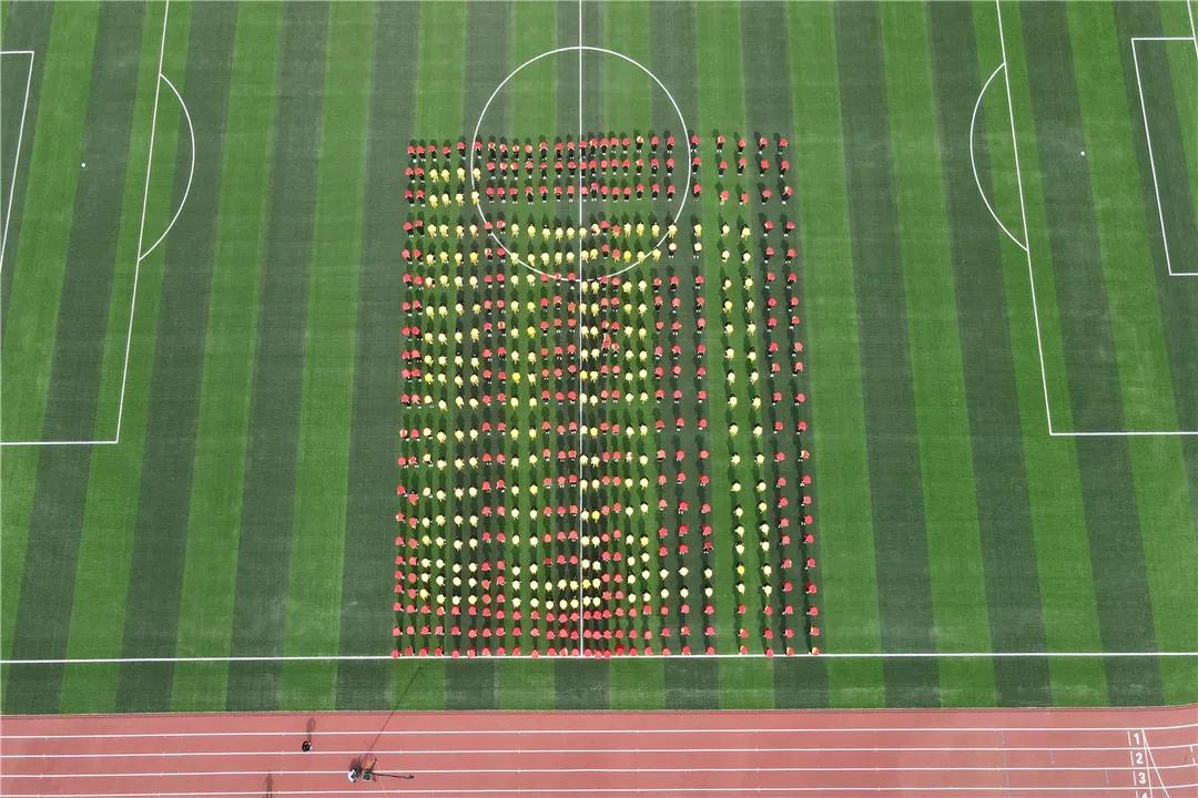 庆祝建党十周年校园艺术节手绘,建党100周年艺术节各个校园展演