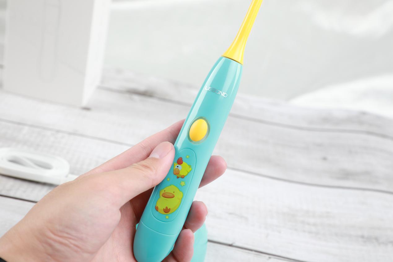 儿童牙刷怎么选3-12岁,力博得儿童电动牙刷入门款怎么样