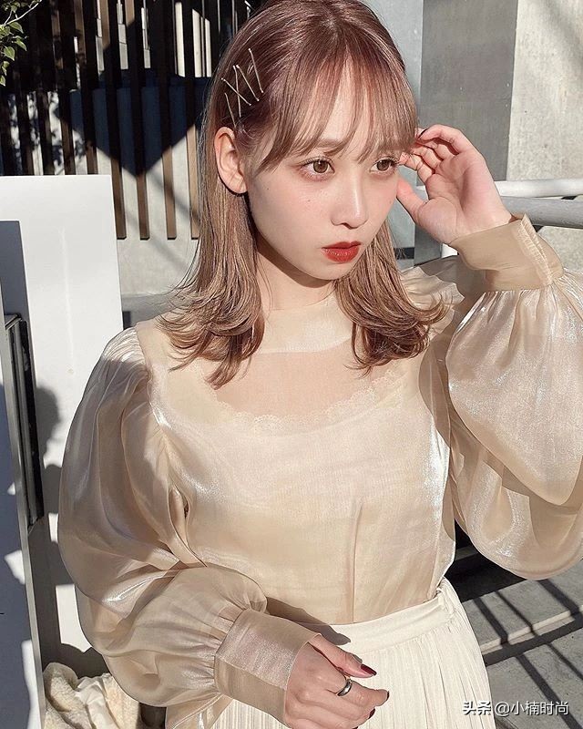 2023流行发色韩系,米色奶棕色的发色推荐