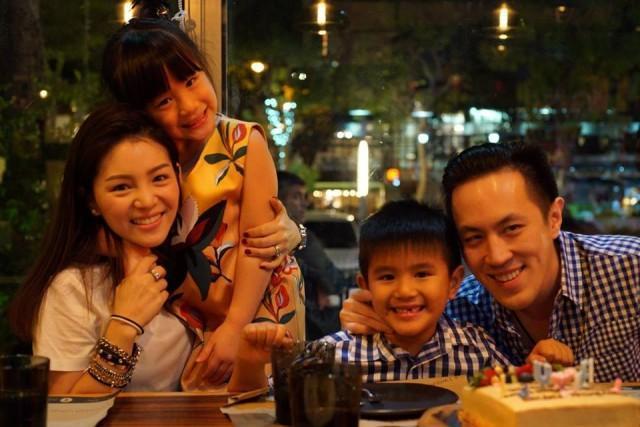 玛哈国王和诗尼娜结婚视频,诗妮娜回来了吗