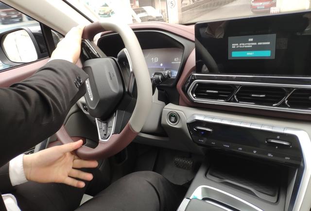 宝骏rs-5顶配,新款宝骏rs-5中配多少钱