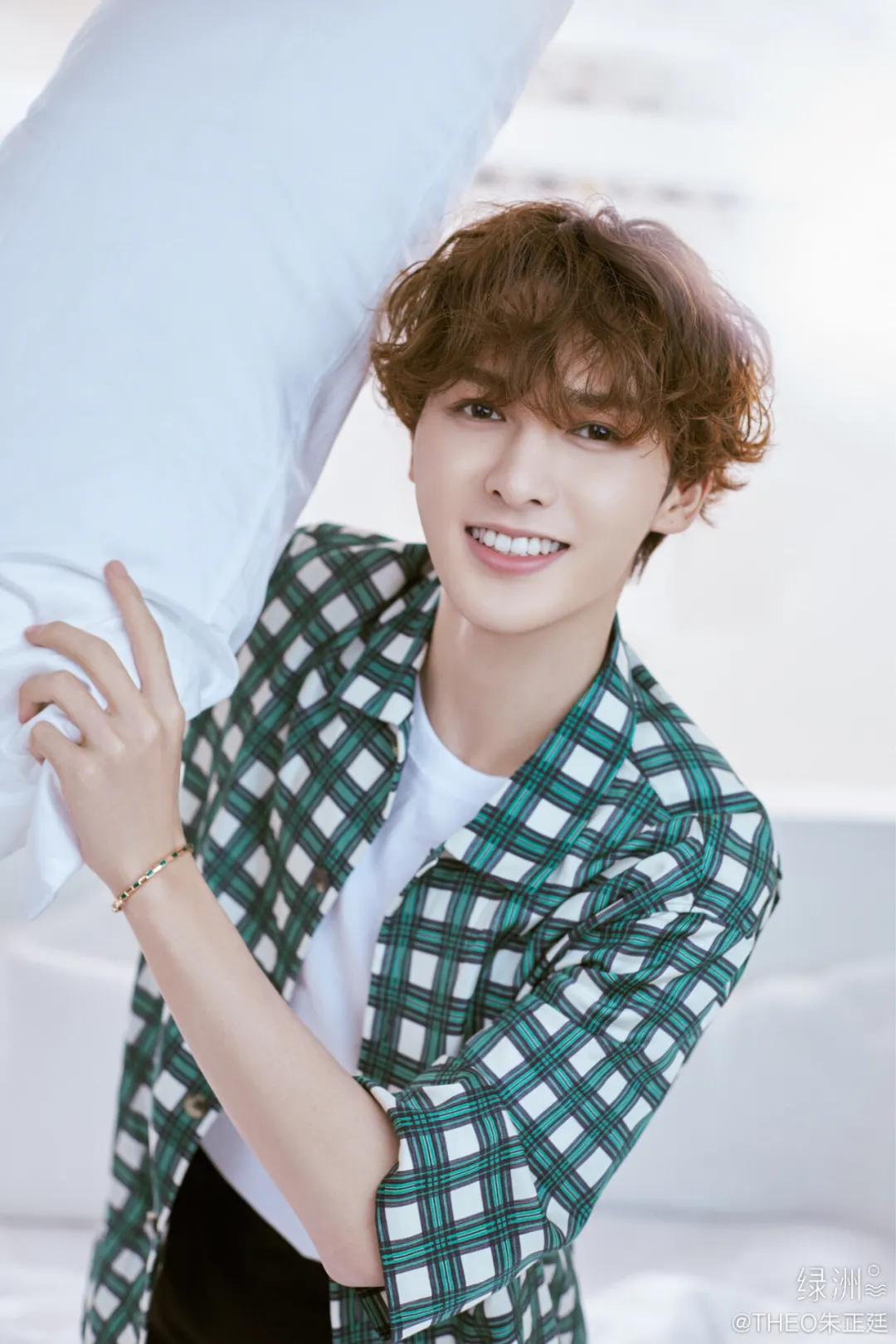 男爱豆顶级贵公子颜？清冷疏离的外表下却藏着柔和纯良的心