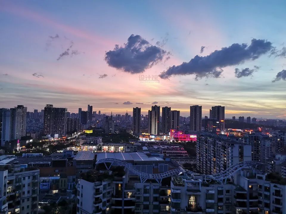 顶楼跟顶楼到底买哪个好,买顶楼房子有什么优缺点