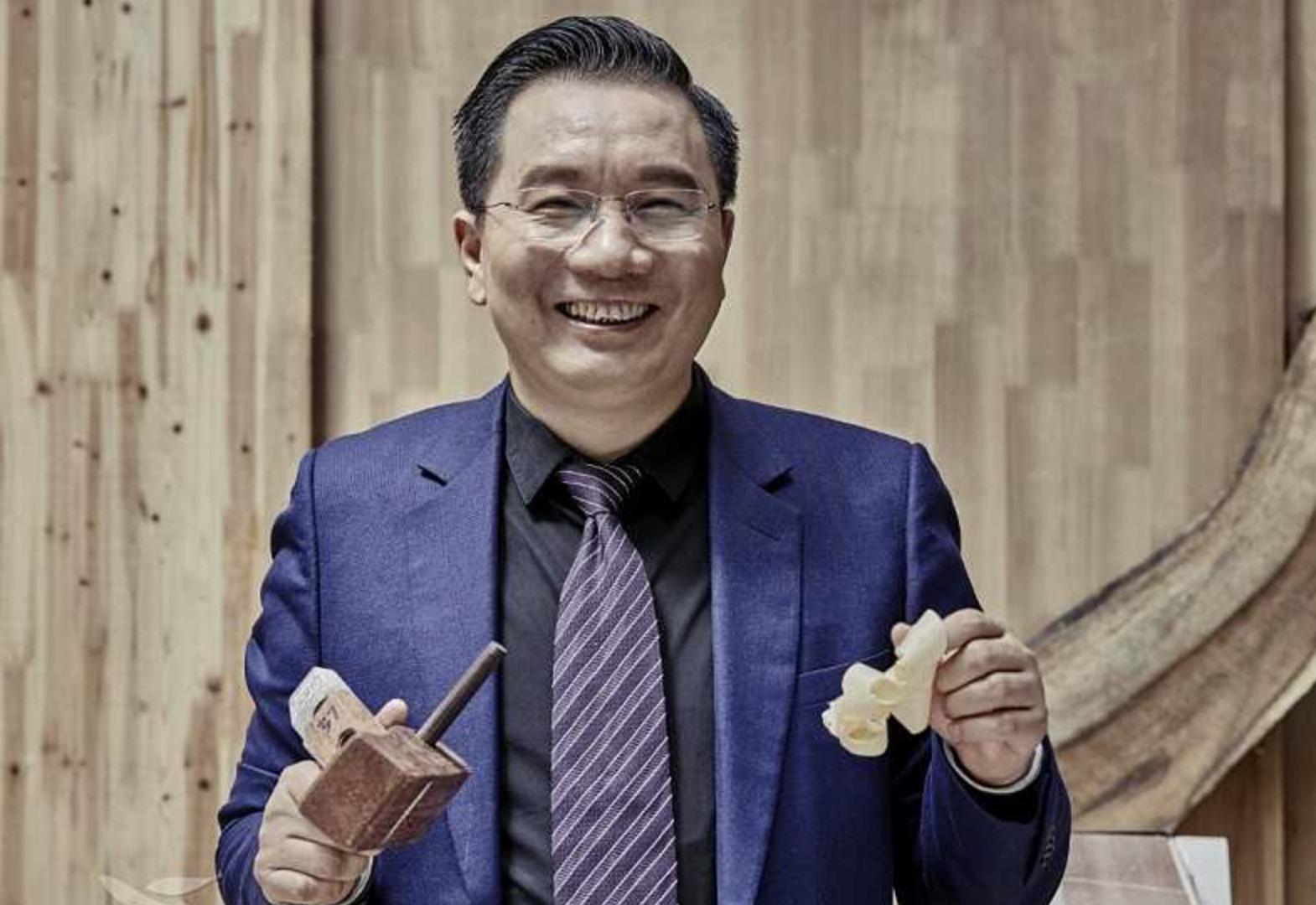 从小木匠做起，三十年磨一剑，如今身价314亿，还和阿里联姻了