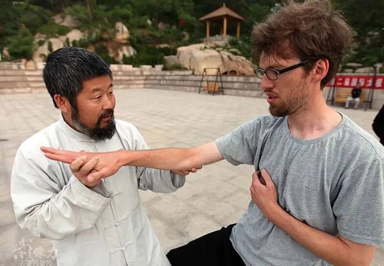 气沉丹田的正确呼吸方法,气沉丹田一个神奇的呼吸方式