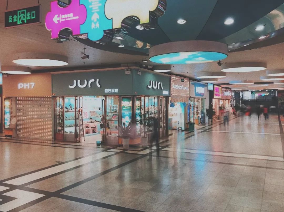 生意惨淡！店铺关门！徐州卜蜂莲花，怎么变成现在这样了？