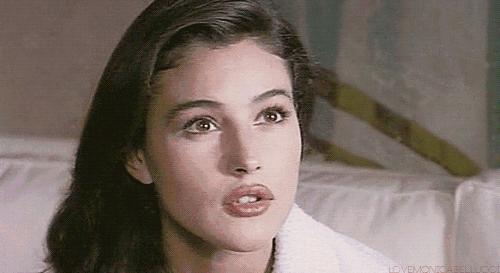 她是全球公认的最性感女神,“裸露”却不情色的人间*物尤**!