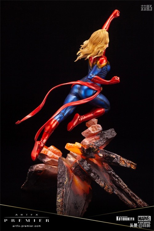 寿屋artfx闪电侠,惊奇队长卡罗尔丹佛斯的样子