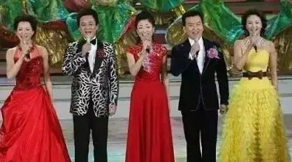 杭州男主播提词器失灵,杭州新闻联播提词器完整版