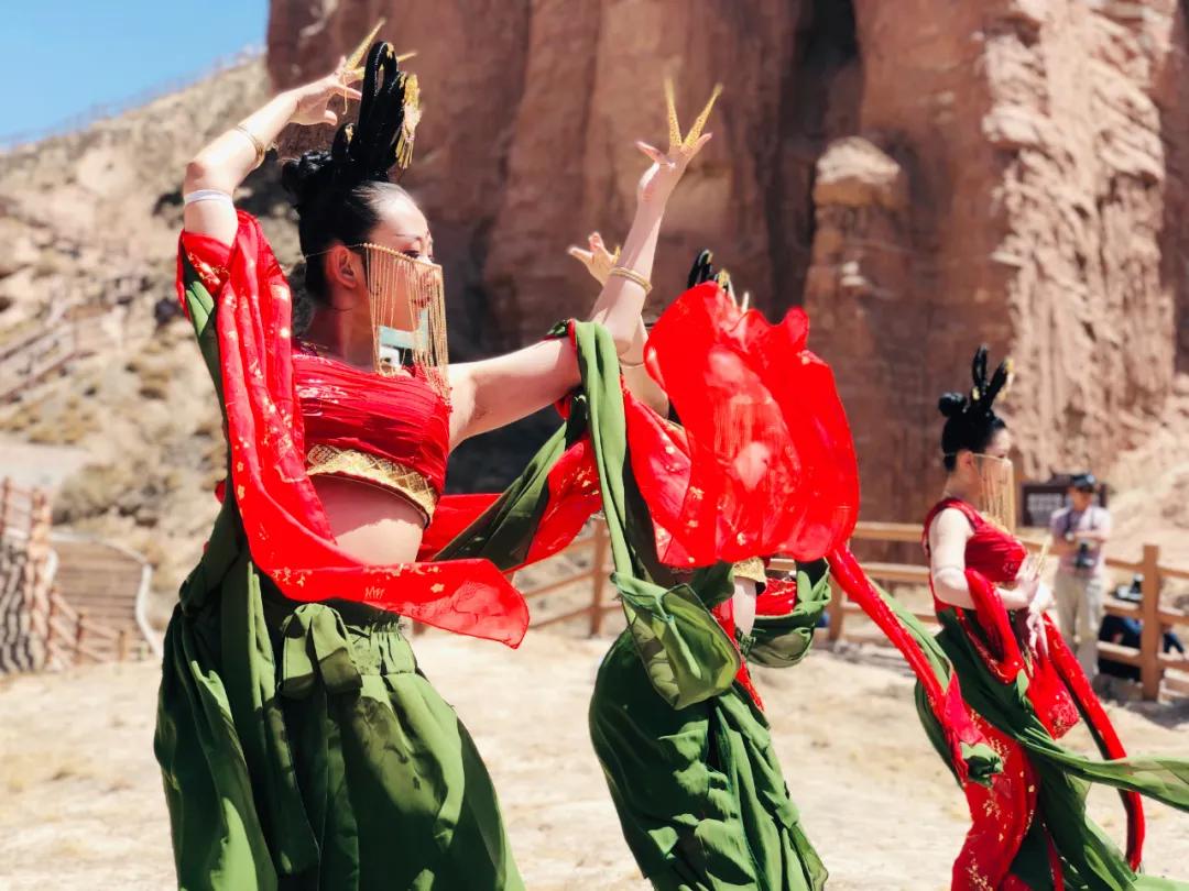 冰沟丹霞五一,冰沟丹霞旅游景点推荐