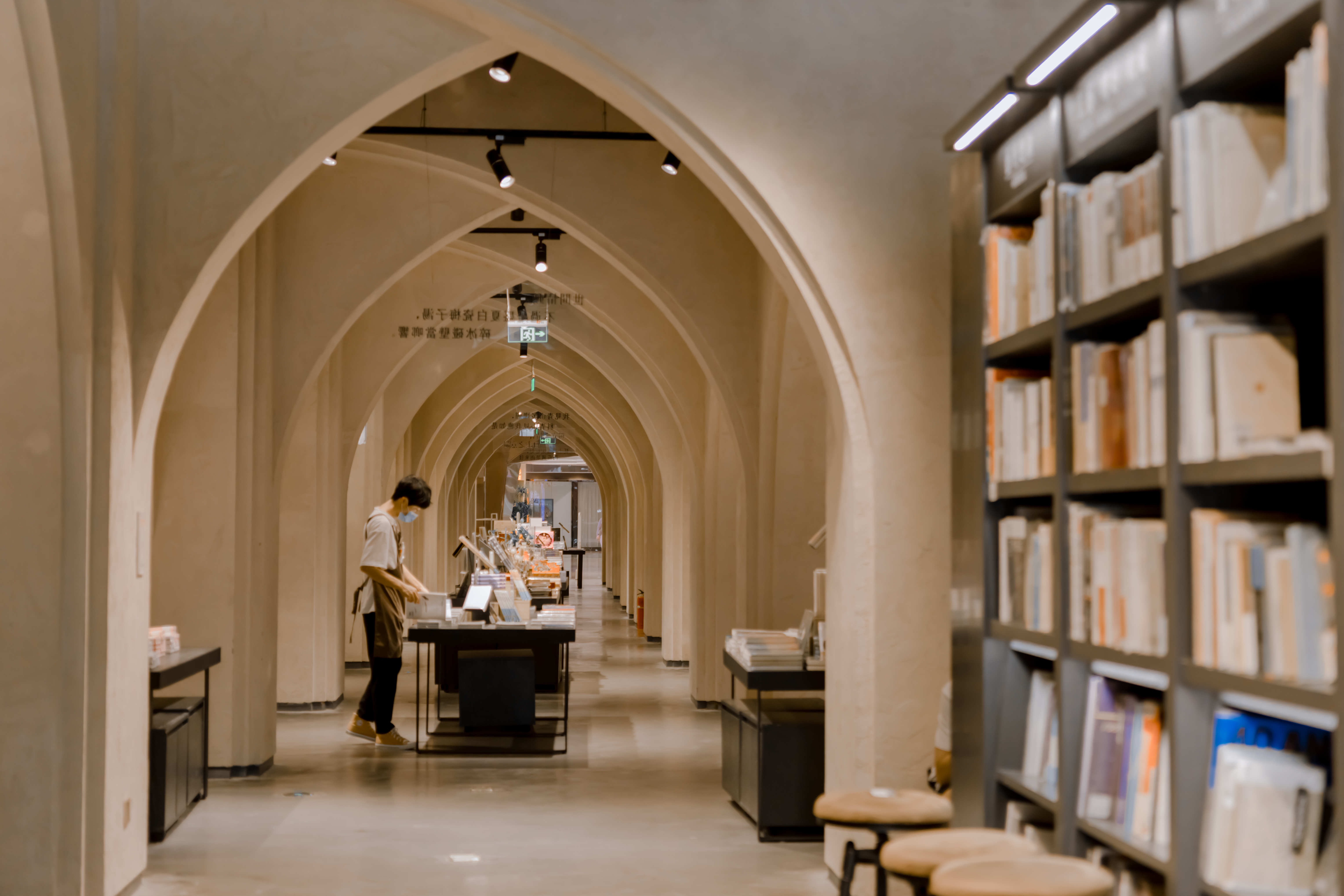 南昌之星摩天轮讲解,南昌之星摩天轮下面有什么玩