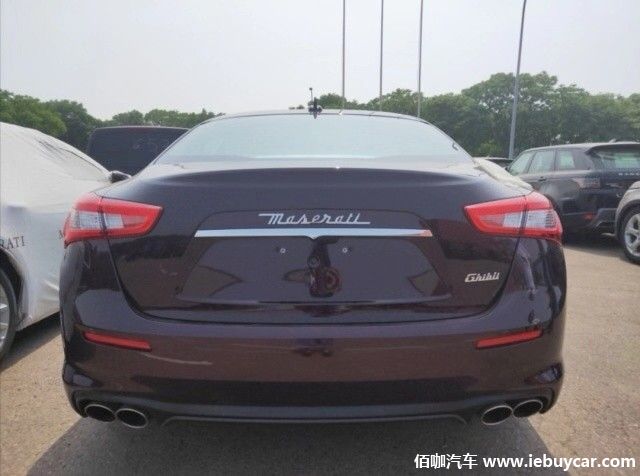 玛莎拉蒂吉博力和总裁外观区别,买不起玛莎拉蒂的奔驰车主
