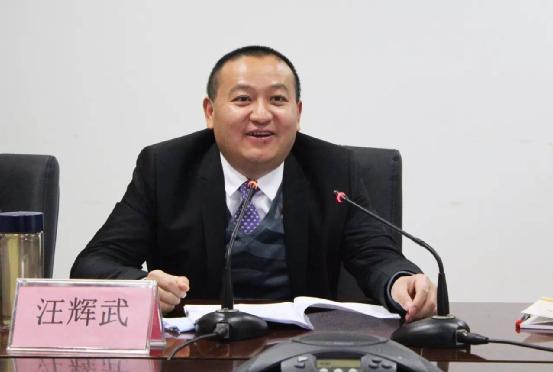 隐秘代孕产10女，居然牵出市值120亿民办高校集团总裁的发家史？