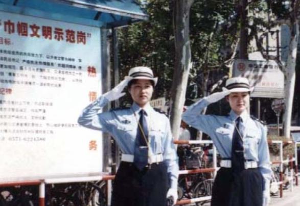 20年的交警,20年警花