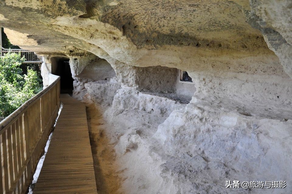 古城瓦尔纳——热情奔放的美女之都