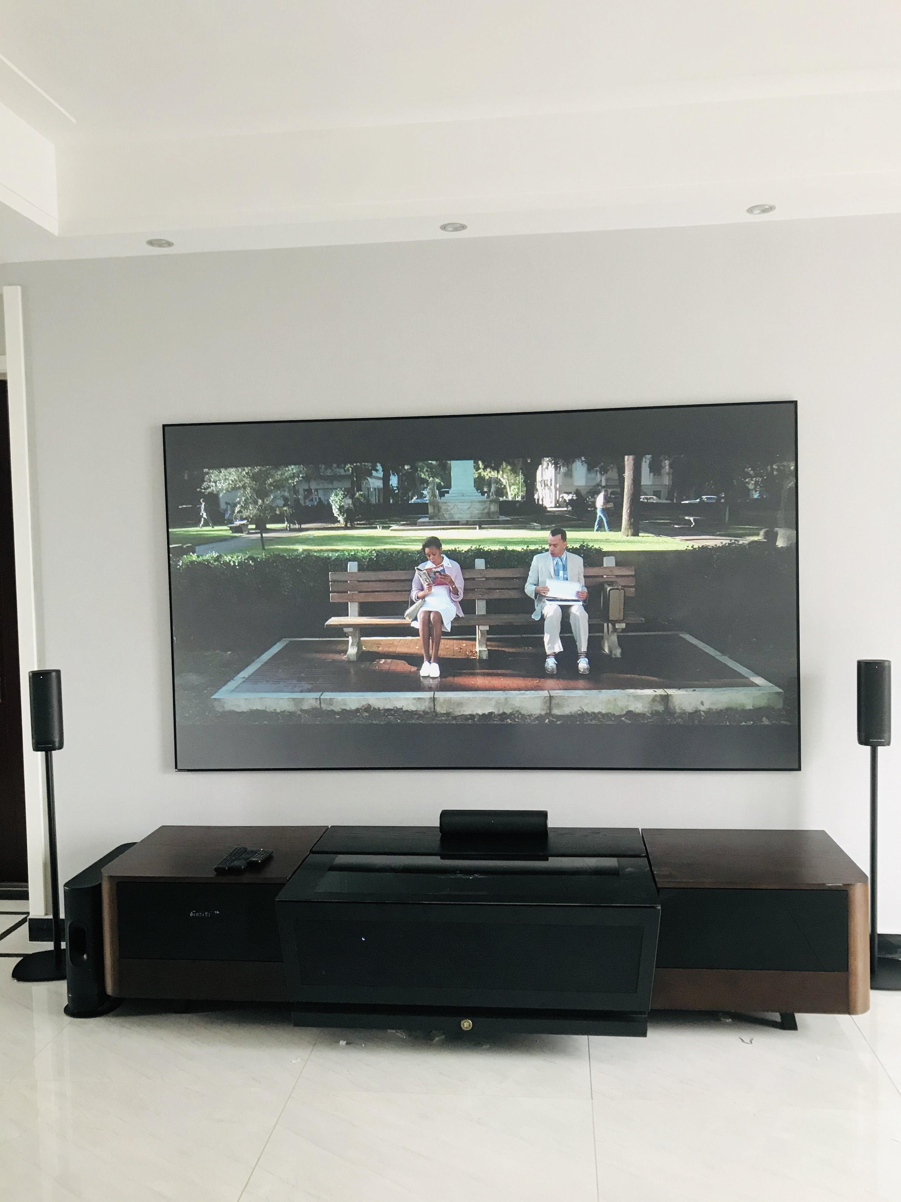 家庭影院嵌入式音响案例,家庭卫星影院5.1音响推荐