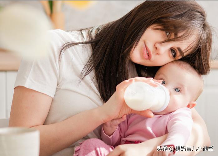 宝宝厌奶期宝妈们都是怎么做的,孩子厌奶如何让孩子吃奶