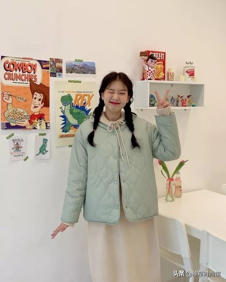 羽绒服裙子洋气,羽绒服裙子穿搭女高级感