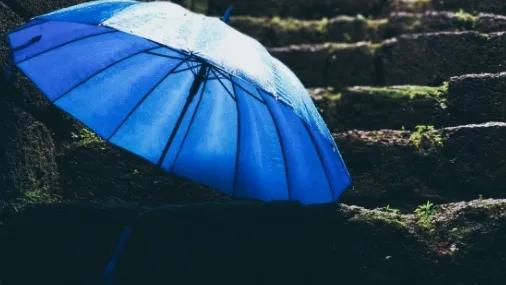 梅雨天气脚膝盖痛,梅雨天关节疼痛怎么回事