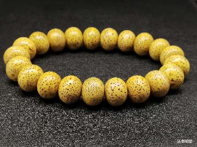 十大垃圾文玩手串血龙木,文玩哪种手串最有收藏价值