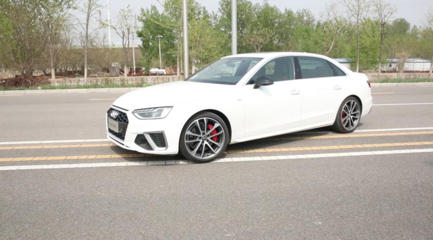 评测2022款奥迪a4l豪华动感,新款奥迪a4l真实评价