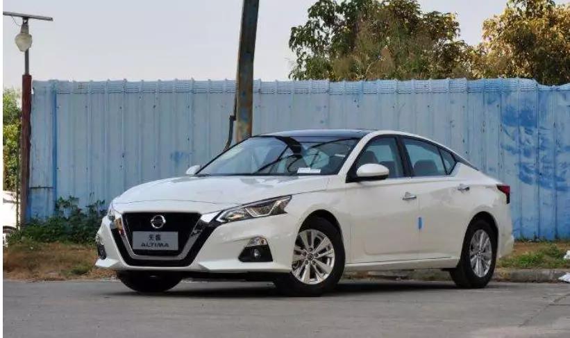 尼桑天籁2.5打着车仪表黑屏,12款天籁仪表黑屏无法启动