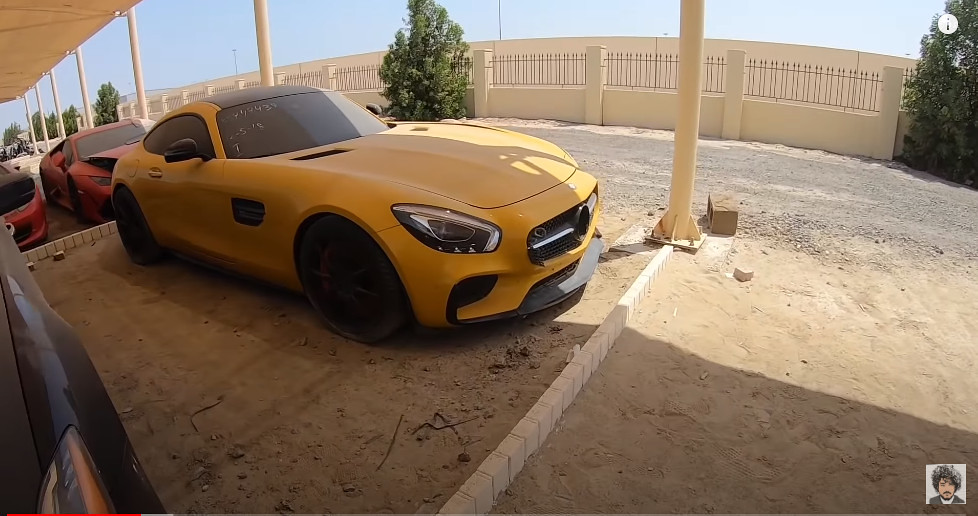 为什么迪拜到处都是丢弃的豪车 (在迪拜街头废弃的豪车)