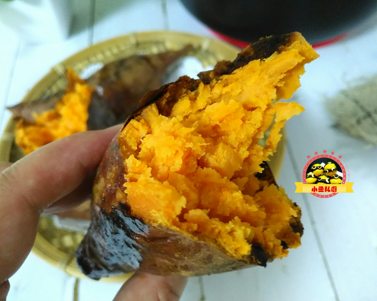 在家如何用砂锅烤红薯,烤红薯原来这么简单只用电饭煲