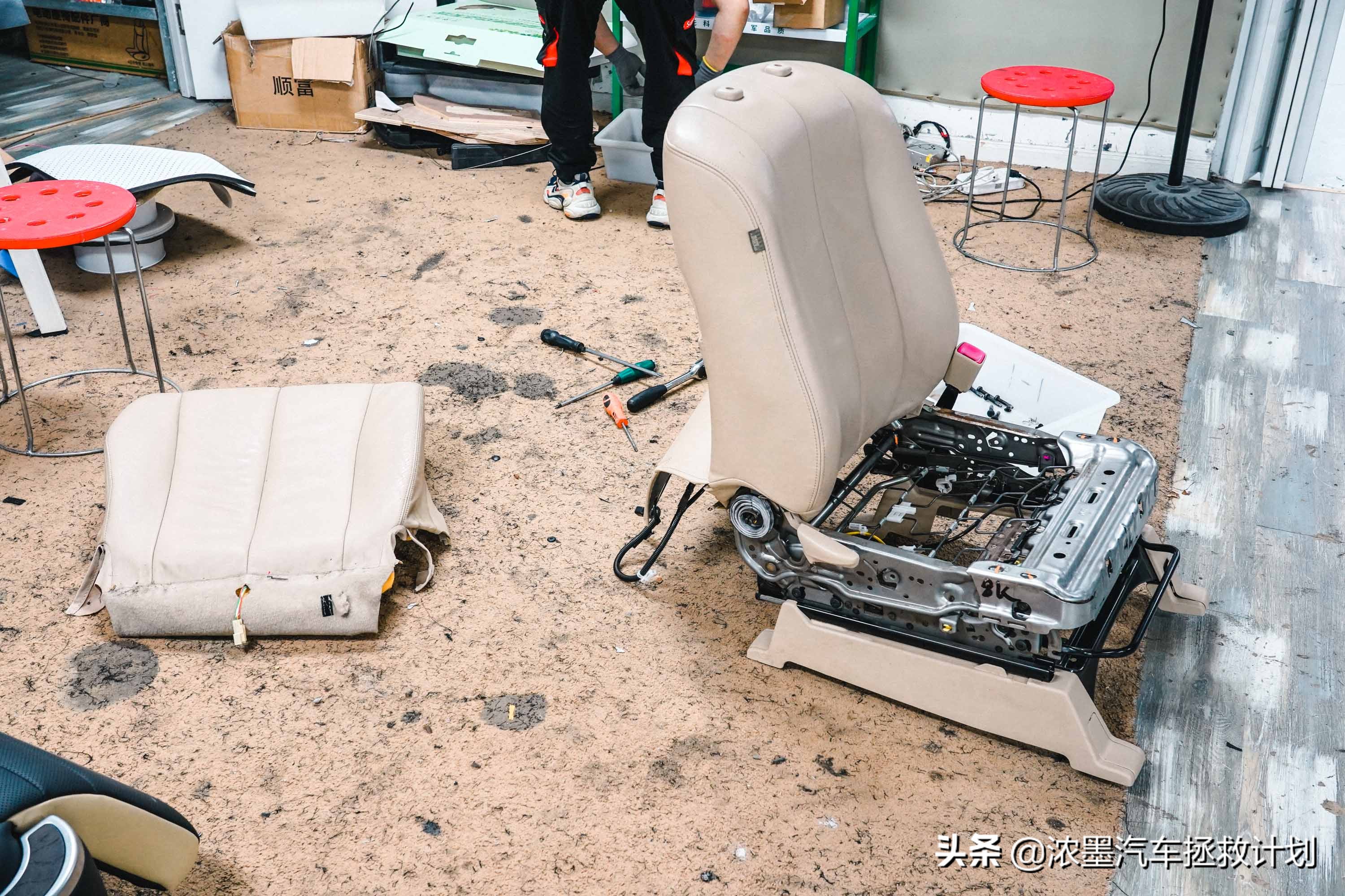 一代经典丰田普瑞维亚,丰田普瑞维亚依然经典