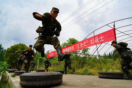 培养血性胆气磨砺战斗精神,强心修炼法