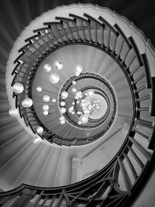 打牌上瘾到不顾一切,打牌真的那么上瘾吗