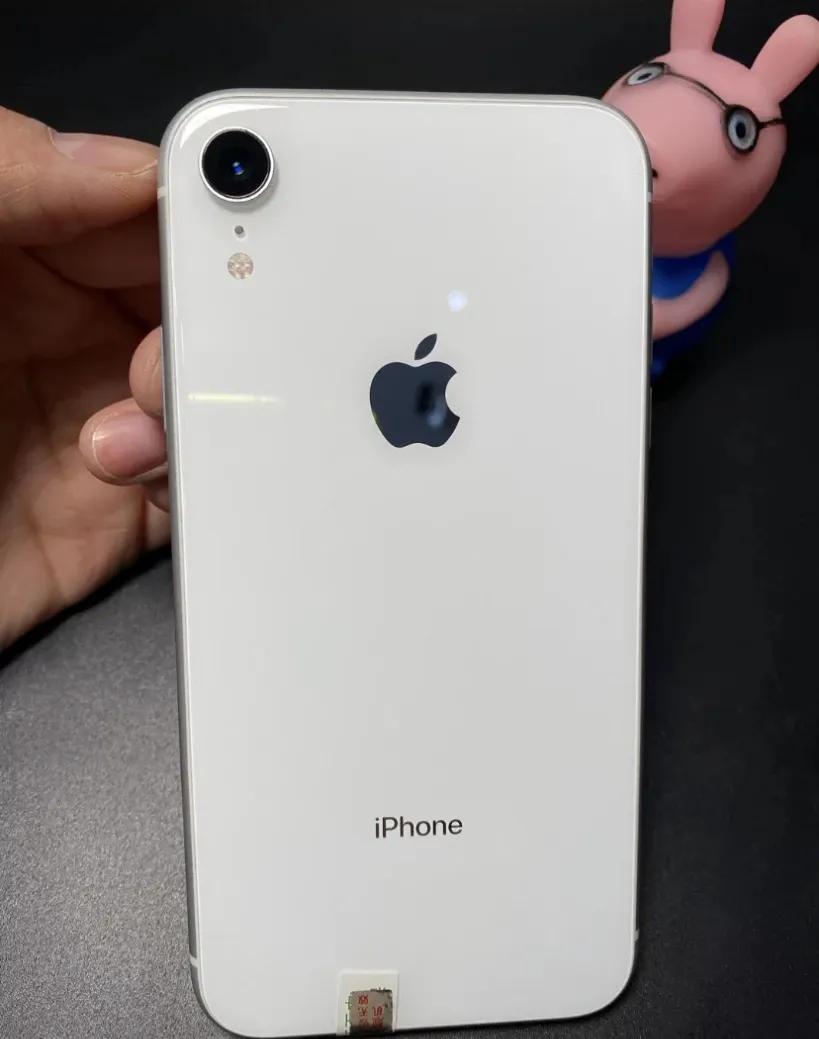 二手xs和xr哪个更值得入手,二手苹果xr与xs推荐哪个