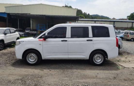 五菱新宏光plus,五菱宏光plus1.5t顶配发动机